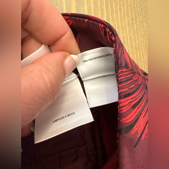 Anne Klein Red and Black Patterned Dress Pants Size 8 - Picture 7 of 8